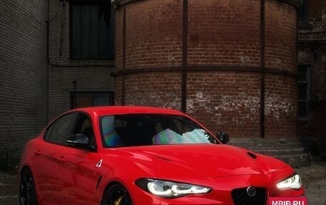 Alfa Romeo Giulia II, 2018 год, 6 400 000 рублей, 13 фотография