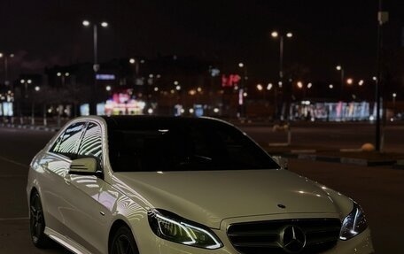 Mercedes-Benz E-Класс, 2015 год, 2 450 000 рублей, 12 фотография