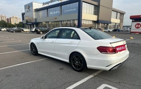 Mercedes-Benz E-Класс, 2015 год, 2 450 000 рублей, 2 фотография