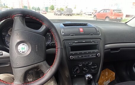 Skoda Octavia, 2008 год, 555 000 рублей, 3 фотография