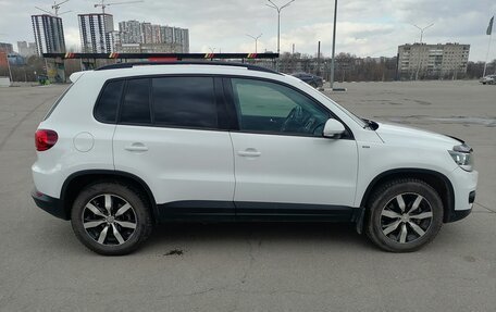 Volkswagen Tiguan I, 2015 год, 1 500 000 рублей, 5 фотография