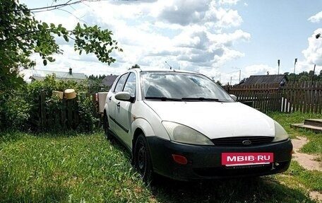 Ford Focus IV, 2000 год, 270 000 рублей, 3 фотография