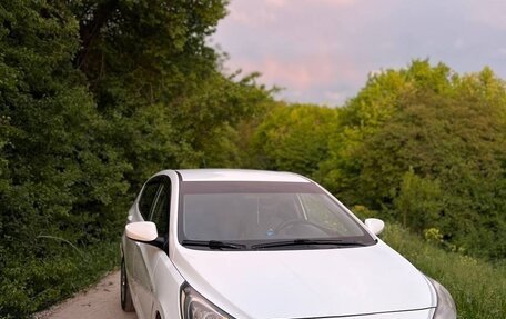 Hyundai Solaris II рестайлинг, 2013 год, 930 000 рублей, 7 фотография