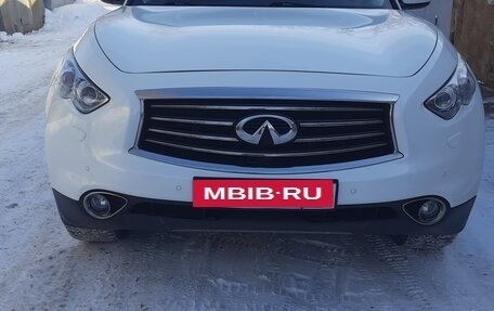 Infiniti FX II, 2012 год, 2 799 000 рублей, 5 фотография