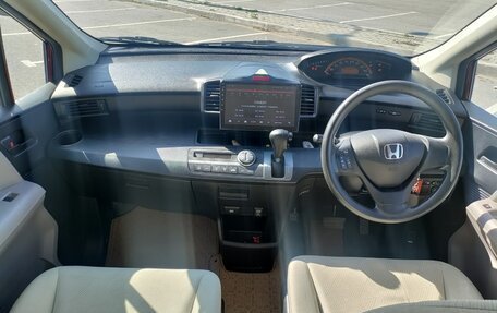 Honda Freed I, 2008 год, 950 000 рублей, 5 фотография