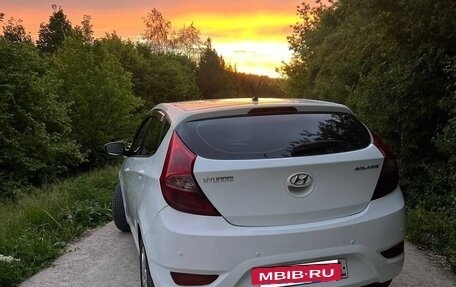 Hyundai Solaris II рестайлинг, 2013 год, 930 000 рублей, 4 фотография