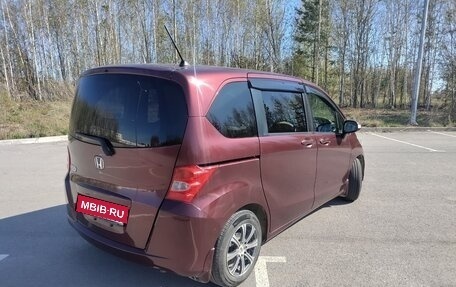 Honda Freed I, 2008 год, 950 000 рублей, 2 фотография