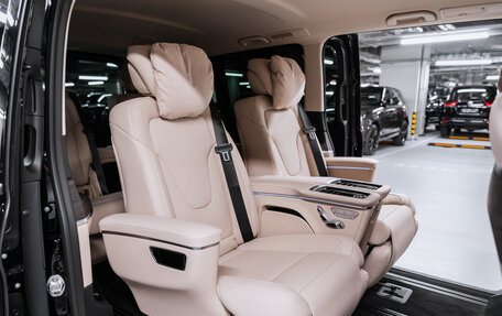 Mercedes-Benz V-Класс, 2024 год, 13 990 000 рублей, 18 фотография