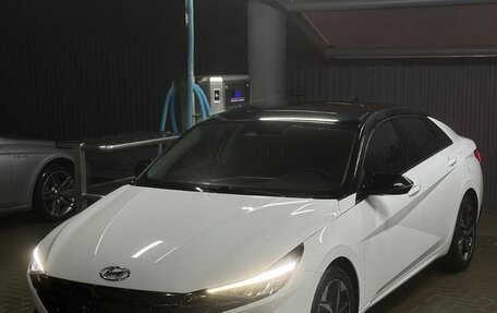 Hyundai Elantra, 2021 год, 1 800 000 рублей, 1 фотография