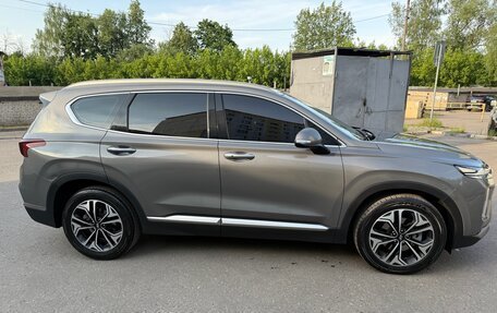 Hyundai Santa Fe IV, 2018 год, 2 950 000 рублей, 3 фотография