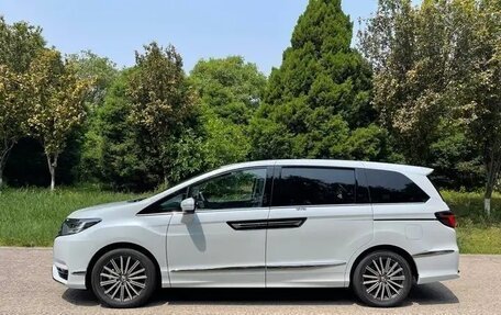 Honda Elysion, 2025 год, 4 375 000 рублей, 2 фотография