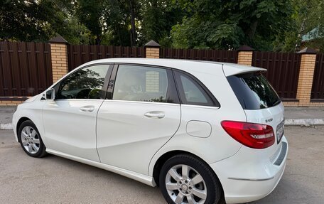 Mercedes-Benz B-Класс, 2014 год, 1 350 000 рублей, 4 фотография
