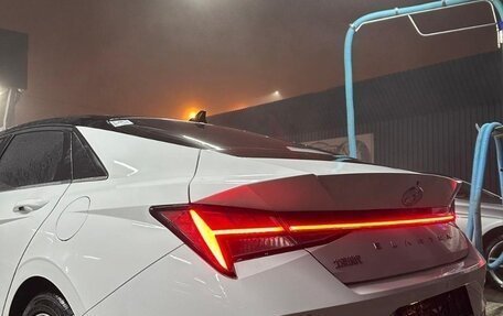 Hyundai Elantra, 2021 год, 1 800 000 рублей, 5 фотография