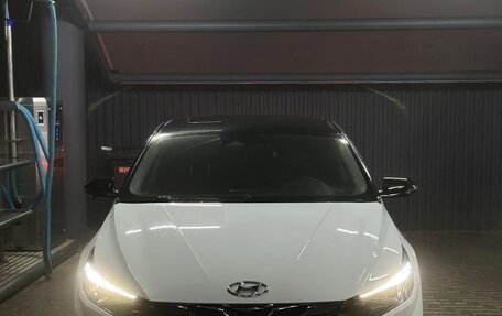 Hyundai Elantra, 2021 год, 1 800 000 рублей, 6 фотография