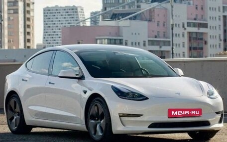 Tesla Model 3 I, 2021 год, 3 550 000 рублей, 2 фотография