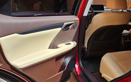Lexus RX IV рестайлинг, 2019 год, 4 650 000 рублей, 17 фотография