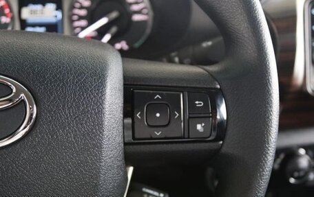 Toyota Hilux VIII, 2025 год, 5 800 000 рублей, 18 фотография