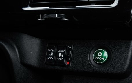 Honda Stepwgn IV, 2020 год, 2 369 000 рублей, 24 фотография