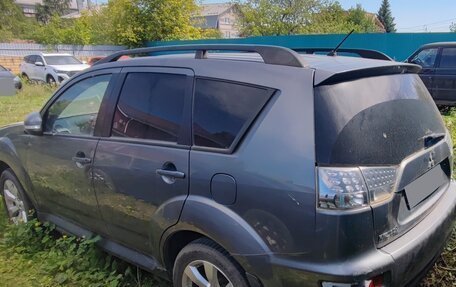 Mitsubishi Outlander III рестайлинг 3, 2010 год, 1 013 000 рублей, 16 фотография