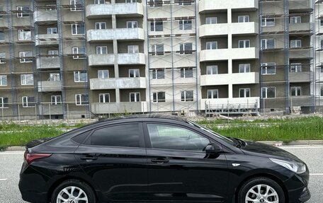 Hyundai Solaris II рестайлинг, 2017 год, 1 075 000 рублей, 2 фотография