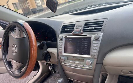 Toyota Camry, 2008 год, 1 200 000 рублей, 13 фотография