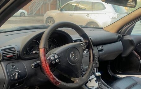 Mercedes-Benz C-Класс, 2005 год, 530 000 рублей, 14 фотография