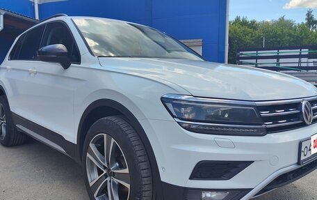 Volkswagen Tiguan II, 2019 год, 2 850 000 рублей, 20 фотография