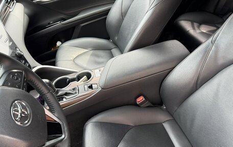 Toyota Camry, 2020 год, 3 680 000 рублей, 17 фотография
