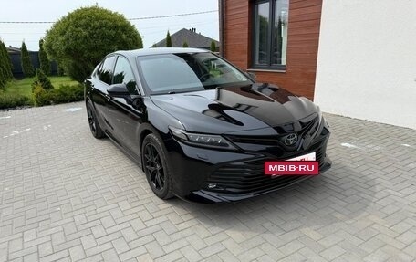 Toyota Camry, 2020 год, 3 680 000 рублей, 9 фотография