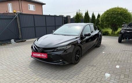 Toyota Camry, 2020 год, 3 680 000 рублей, 12 фотография