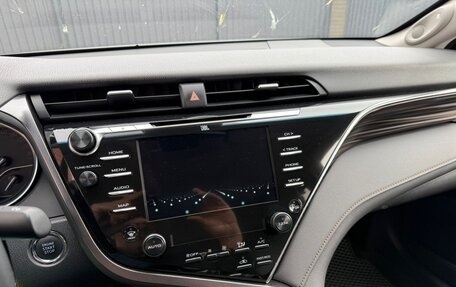 Toyota Camry, 2020 год, 3 680 000 рублей, 22 фотография