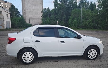 Renault Logan II, 2018 год, 1 175 000 рублей, 11 фотография