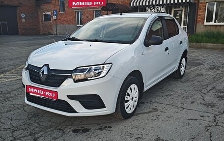Renault Logan II, 2018 год, 1 175 000 рублей, 7 фотография