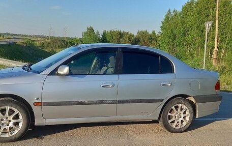 Toyota Avensis III рестайлинг, 1998 год, 400 000 рублей, 4 фотография