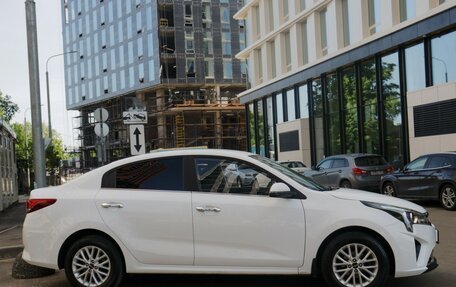 KIA Rio IV, 2022 год, 1 685 000 рублей, 3 фотография