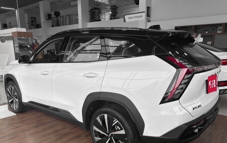 Geely Atlas, 2024 год, 3 817 190 рублей, 2 фотография