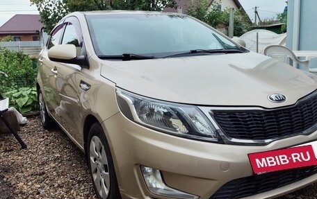 KIA Rio III рестайлинг, 2013 год, 950 000 рублей, 3 фотография