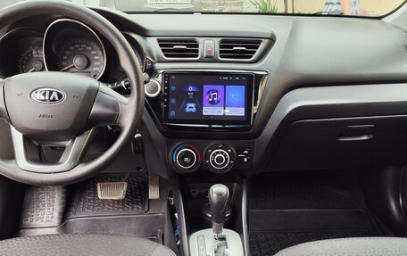 KIA Rio III рестайлинг, 2013 год, 950 000 рублей, 8 фотография
