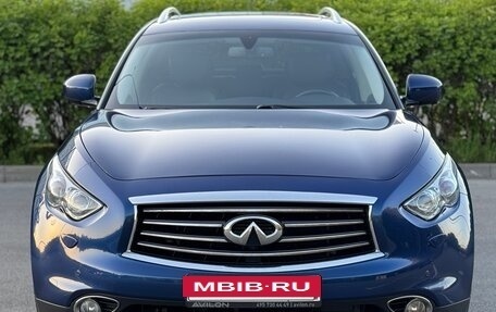 Infiniti QX70, 2016 год, 3 200 000 рублей, 3 фотография