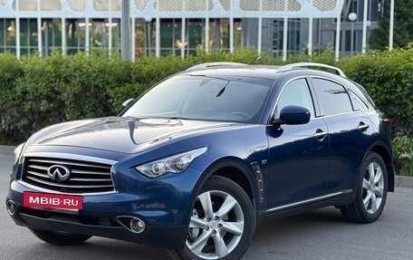 Infiniti QX70, 2016 год, 3 200 000 рублей, 5 фотография