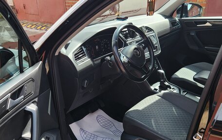 Volkswagen Tiguan II, 2017 год, 2 750 000 рублей, 6 фотография