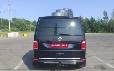 Volkswagen Caravelle T6 рестайлинг, 2017 год, 2 680 000 рублей, 6 фотография