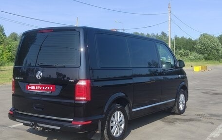 Volkswagen Caravelle T6 рестайлинг, 2017 год, 2 680 000 рублей, 4 фотография