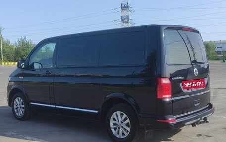 Volkswagen Caravelle T6 рестайлинг, 2017 год, 2 680 000 рублей, 5 фотография