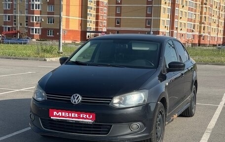 Volkswagen Polo VI (EU Market), 2012 год, 700 000 рублей, 2 фотография