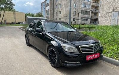 Mercedes-Benz C-Класс, 2008 год, 650 000 рублей, 1 фотография