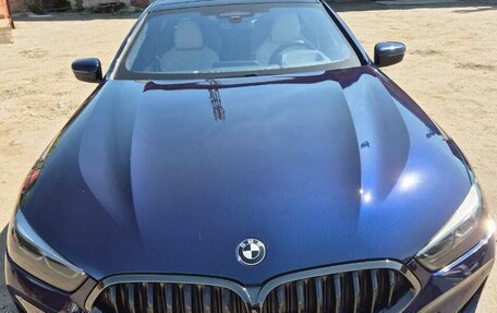 BMW 8 серия, 2021 год, 9 999 999 рублей, 2 фотография