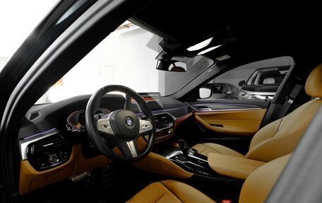 BMW 5 серия, 2023 год, 5 500 000 рублей, 10 фотография
