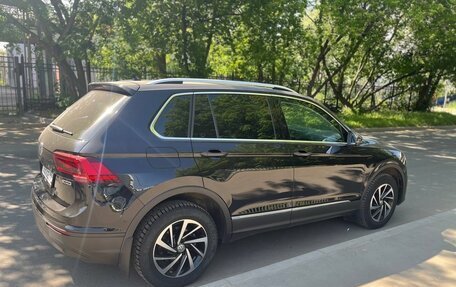Volkswagen Tiguan II, 2018 год, 2 450 000 рублей, 8 фотография