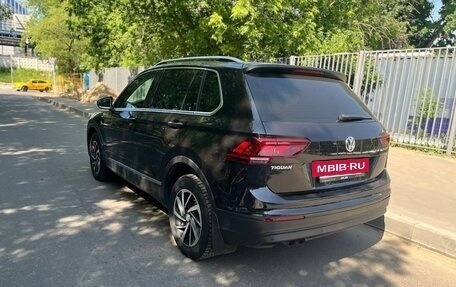 Volkswagen Tiguan II, 2018 год, 2 450 000 рублей, 6 фотография